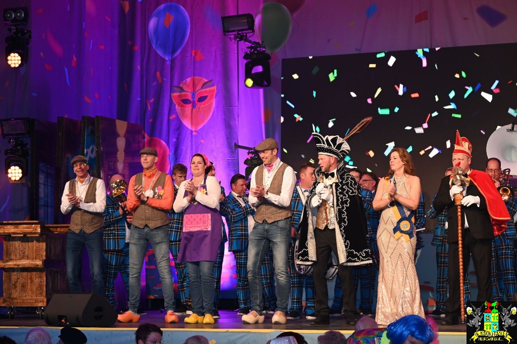 ../Images/Senioren carnaval 2024 362.jpg